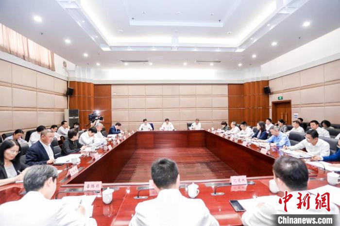 浙江召開統(tǒng)一戰(zhàn)線“凝心鑄魂強根基、團結(jié)奮進新征程”主題教育動員會