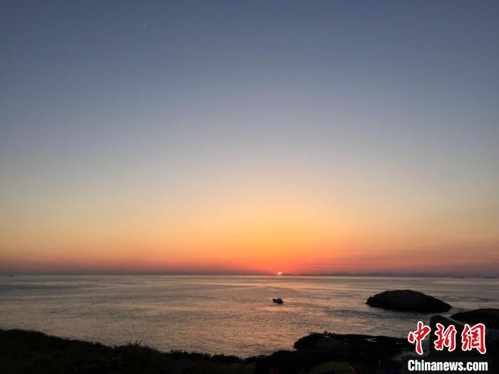 浙江海域一景?！×植?攝