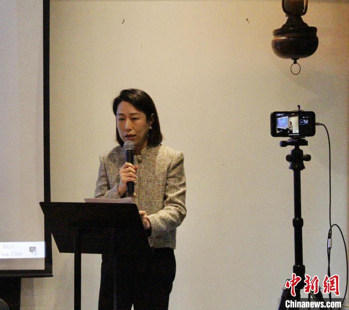 中國駐泰國大使館經濟商務處參贊張瀟瀟致辭。<a target='_blank' href='/' _fcksavedurl='/'><p  align=