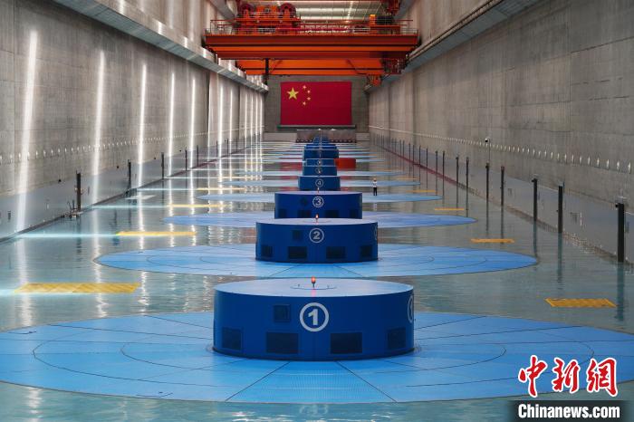 三峽左岸電廠?！￡愋?攝