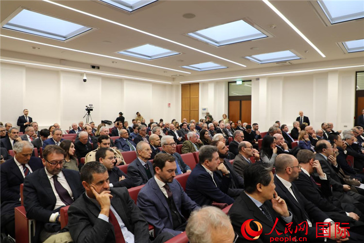 會議現(xiàn)場。人民網(wǎng)記者 謝亞宏攝
