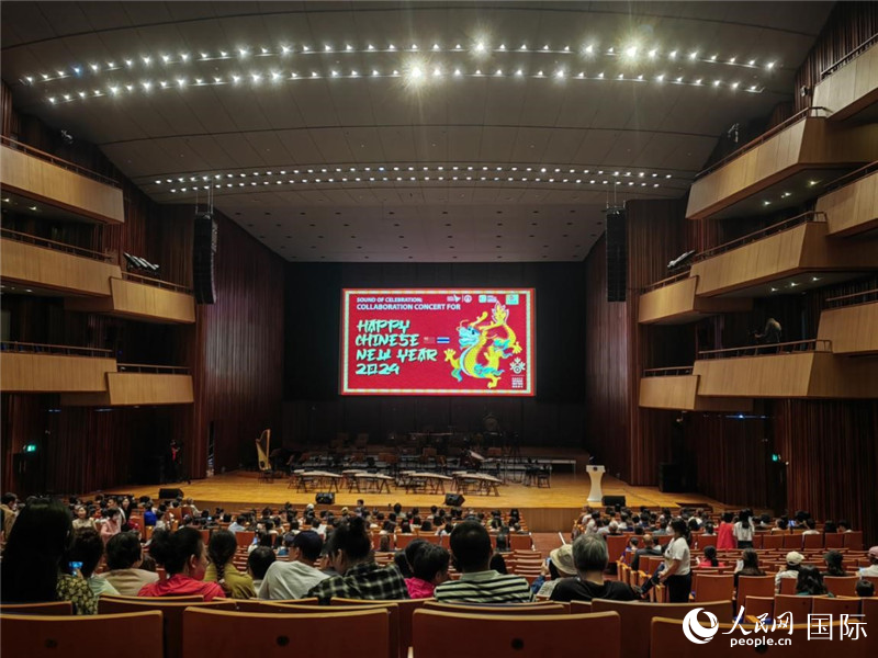 “歡慶之聲—2024歡樂春節(jié)音樂會(huì)”14日在泰國(guó)瑪希隆王子音樂廳舉行。人民網(wǎng)記者 楊一攝