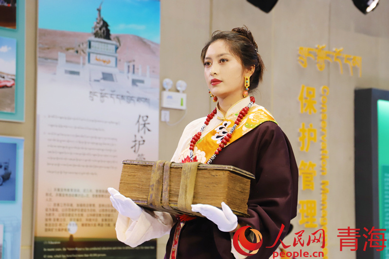 藏品展示。人民網(wǎng) 楊啟紅攝
