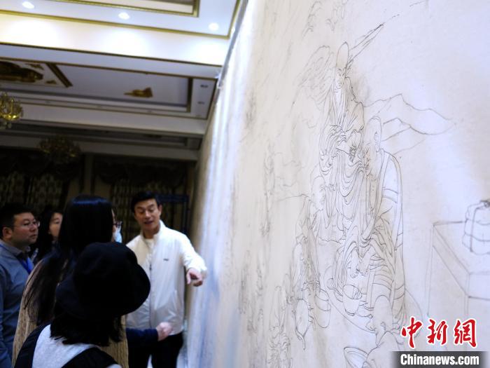 青?！皠谀．?huà)師”：培養(yǎng)熱貢文化人才