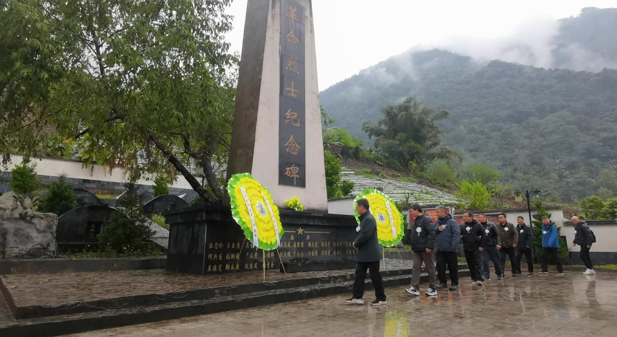學黨史祭英烈強動力，扎實走好援藏路
