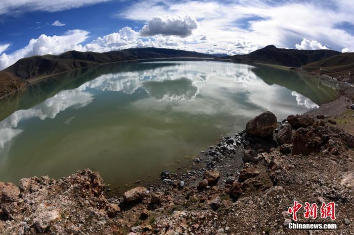 圖為浪錯(cuò)夏日美景。 <a target='_blank' ><p  align=