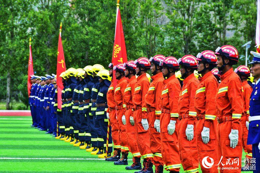 誓師大會現(xiàn)場。人民網(wǎng) 李海霞 攝