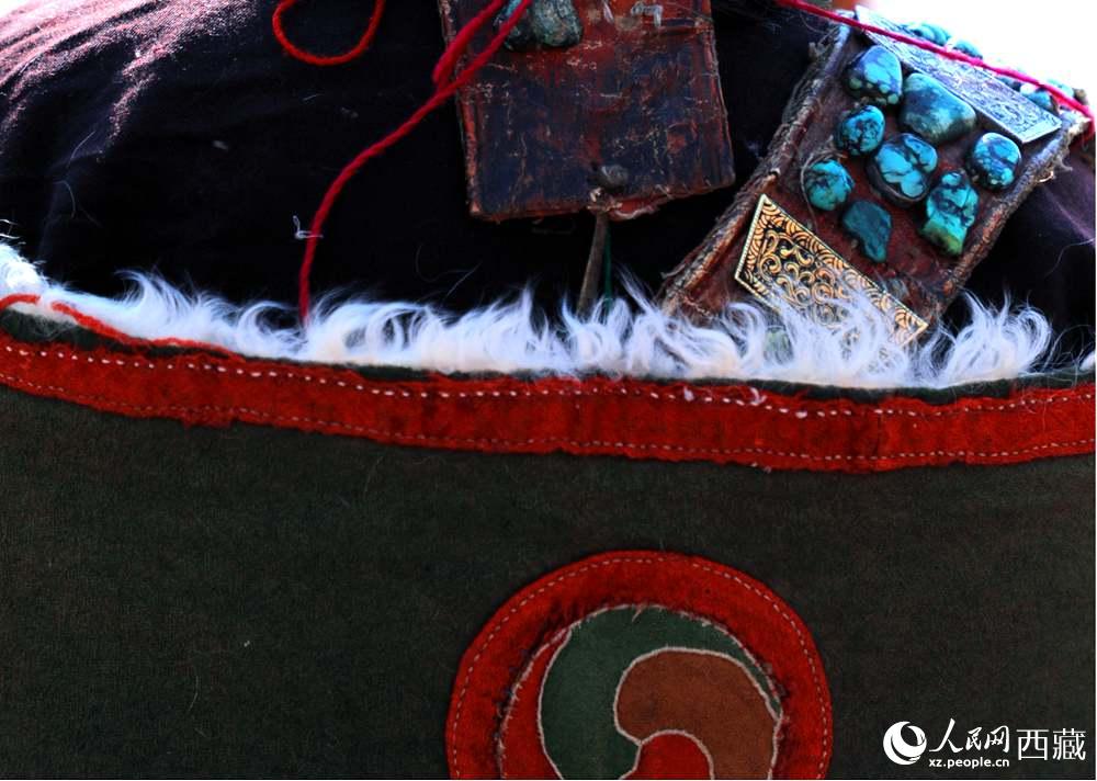“飛天服飾”細(xì)節(jié)展示。 人民網(wǎng) 李海霞攝