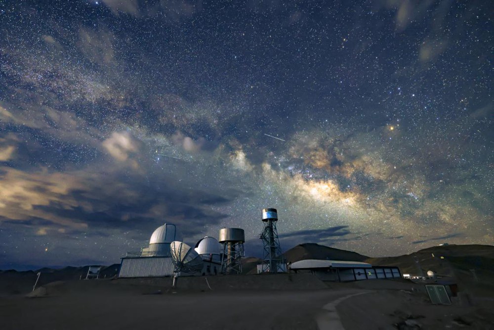 絕美暗夜星空。貢覺群培攝