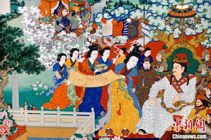 圖為5月16日，展覽中的新創(chuàng)唐卡作品(局部)。　李林 攝
