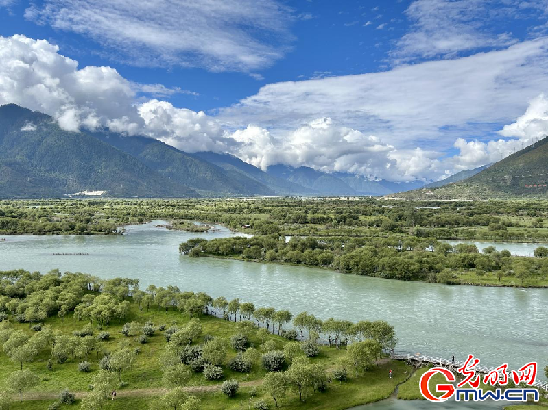 我們的家園丨【組圖】 綠水青山入畫，“金山銀山”筑起