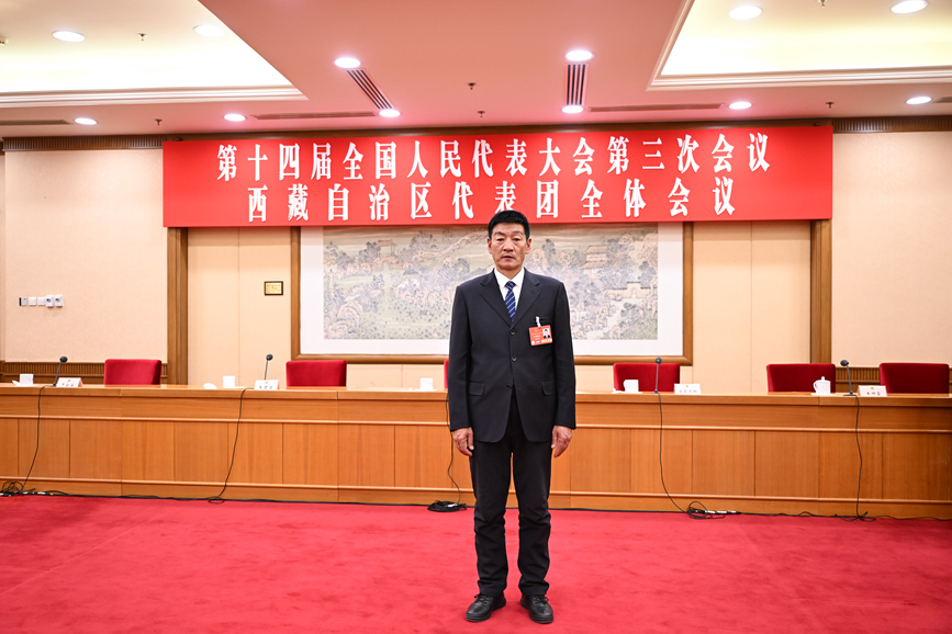 全國人大代表、國網(wǎng)拉薩供電公司城區(qū)供電服務(wù)中心帶電作業(yè)保電班副班長扎西尼瑪。次吉美朵攝